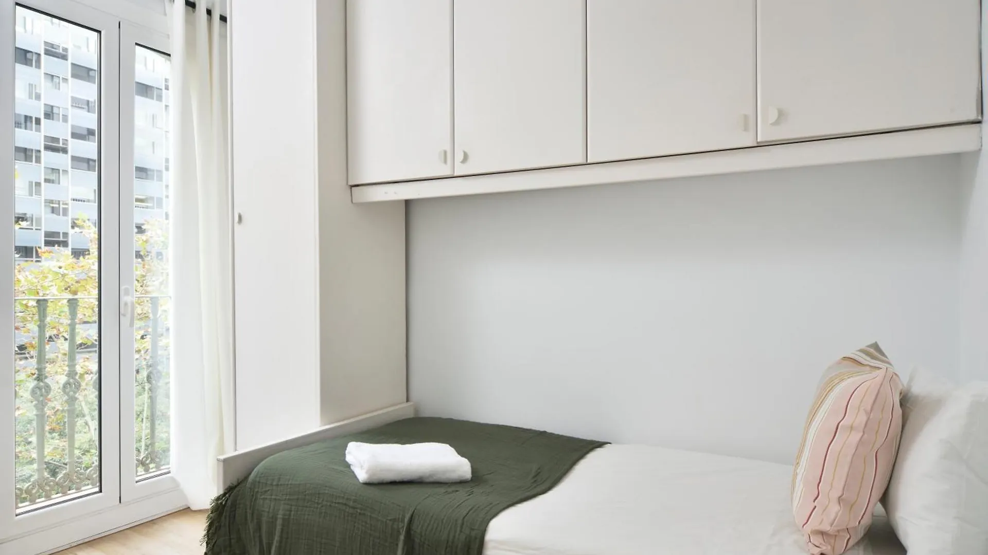 Apartment Encantador Piso En El Centro Barcelona
